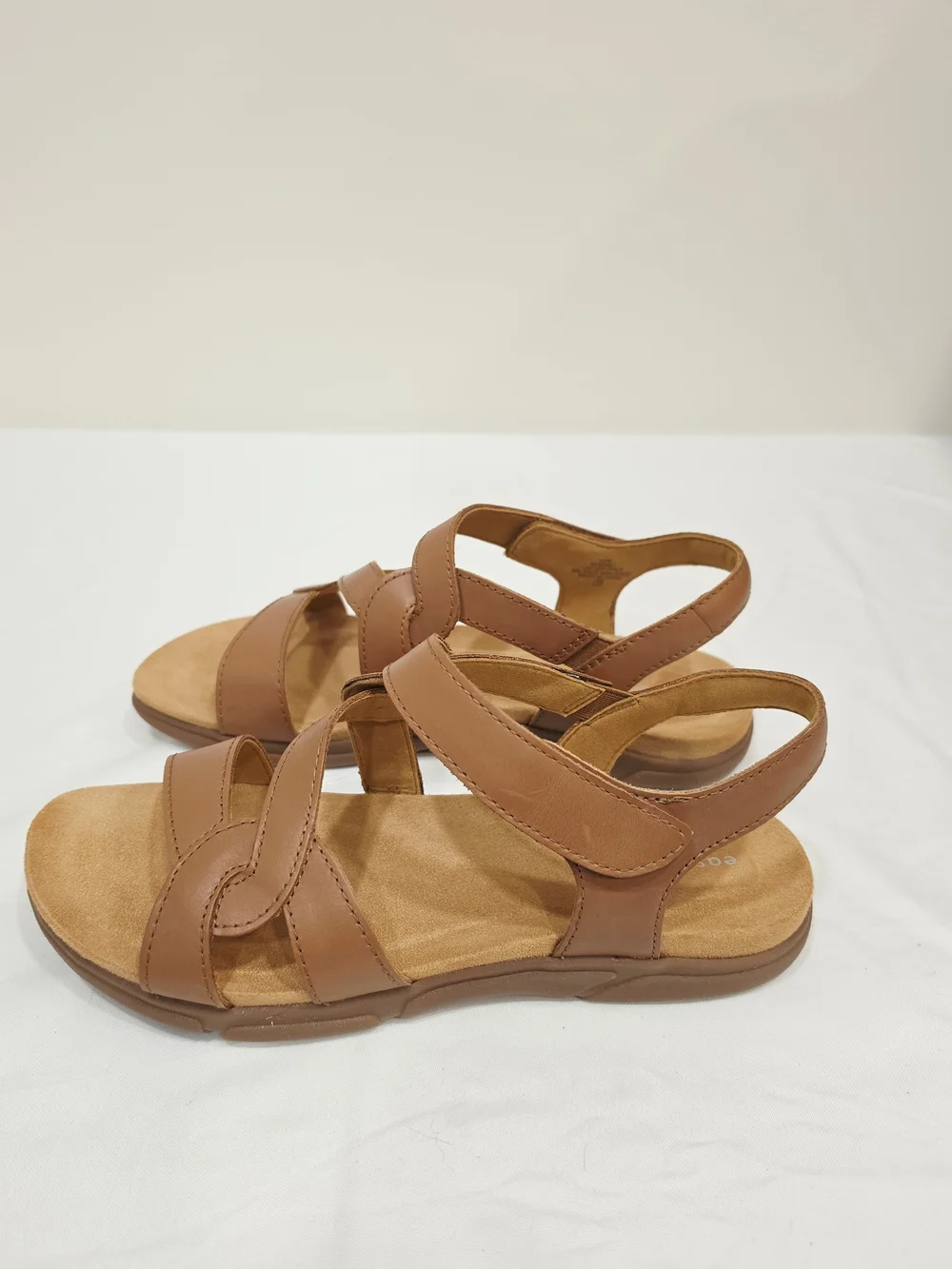 Easy Spirit Brown Minny Size 10 Wide Crisscross Slingback Sandals